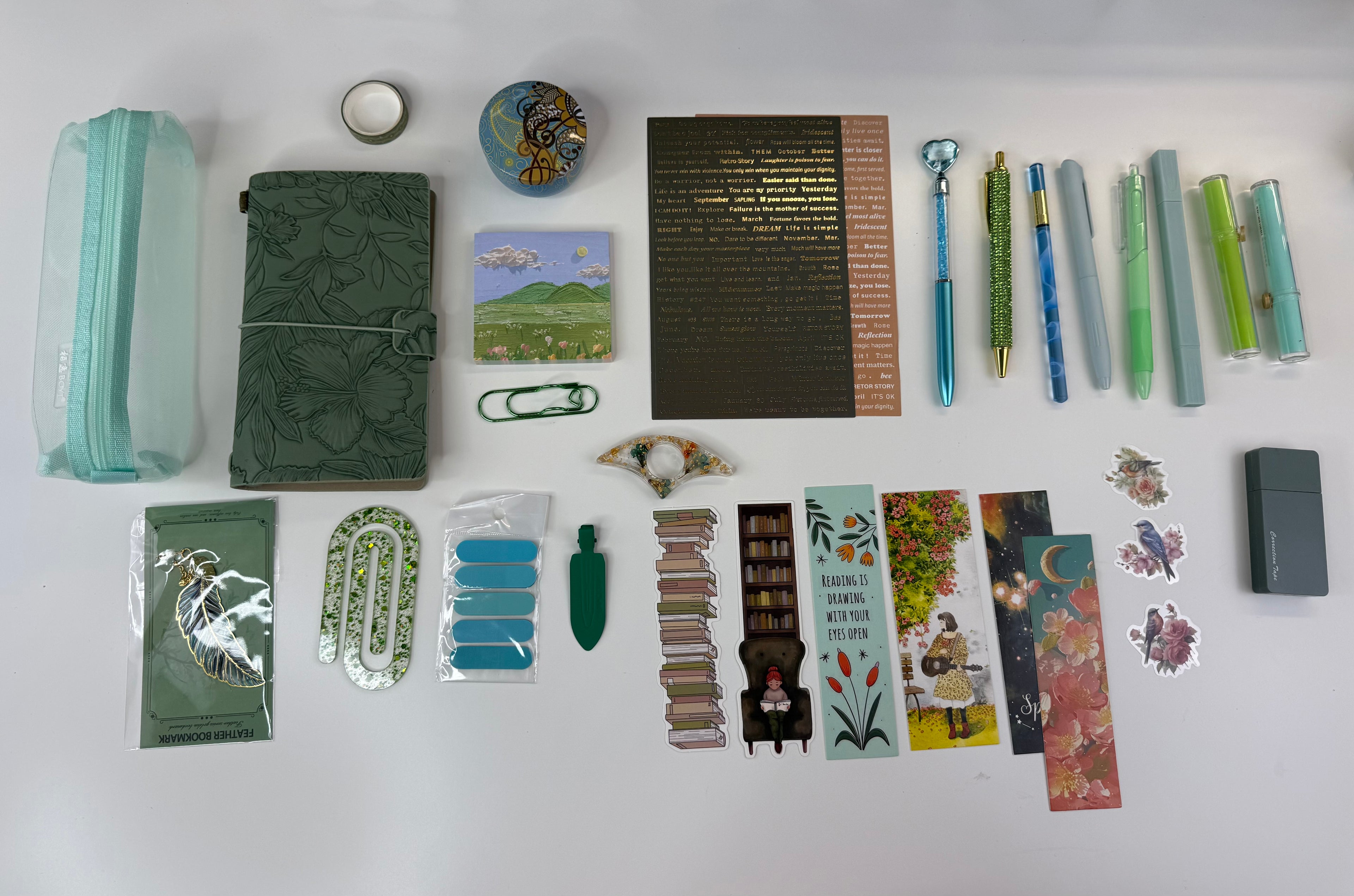 🍃 Green Serenity Creative Bundle