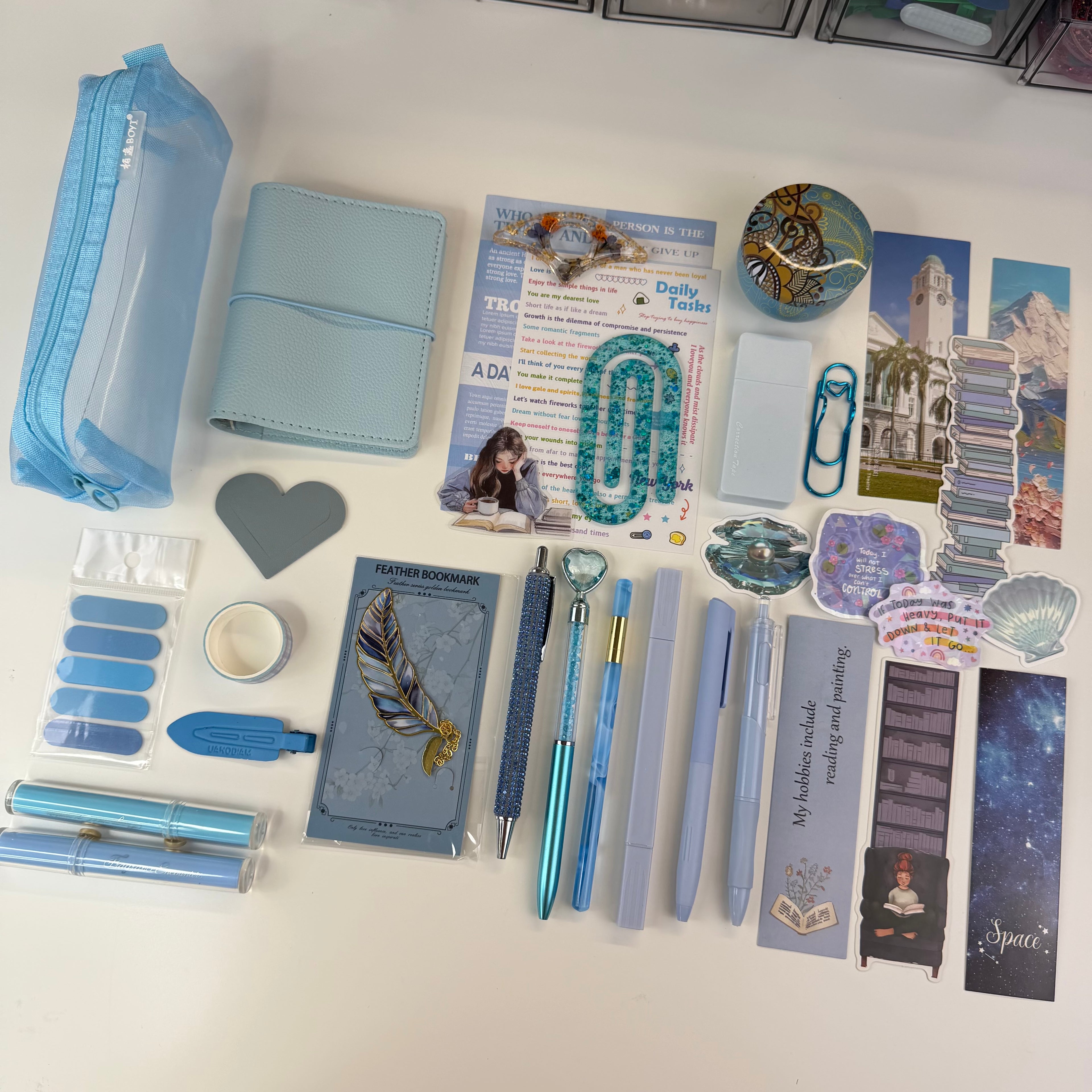 📘 Blue Bloom Creative Bundle